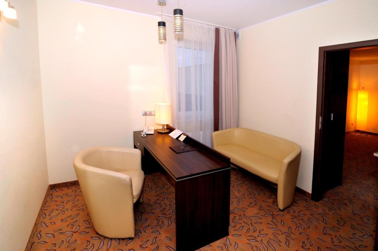 Hotel Czardasz Spa & Wellness Płock Habitación foto